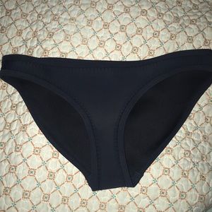 Triangl Gigi-Moroccan midnight bottoms